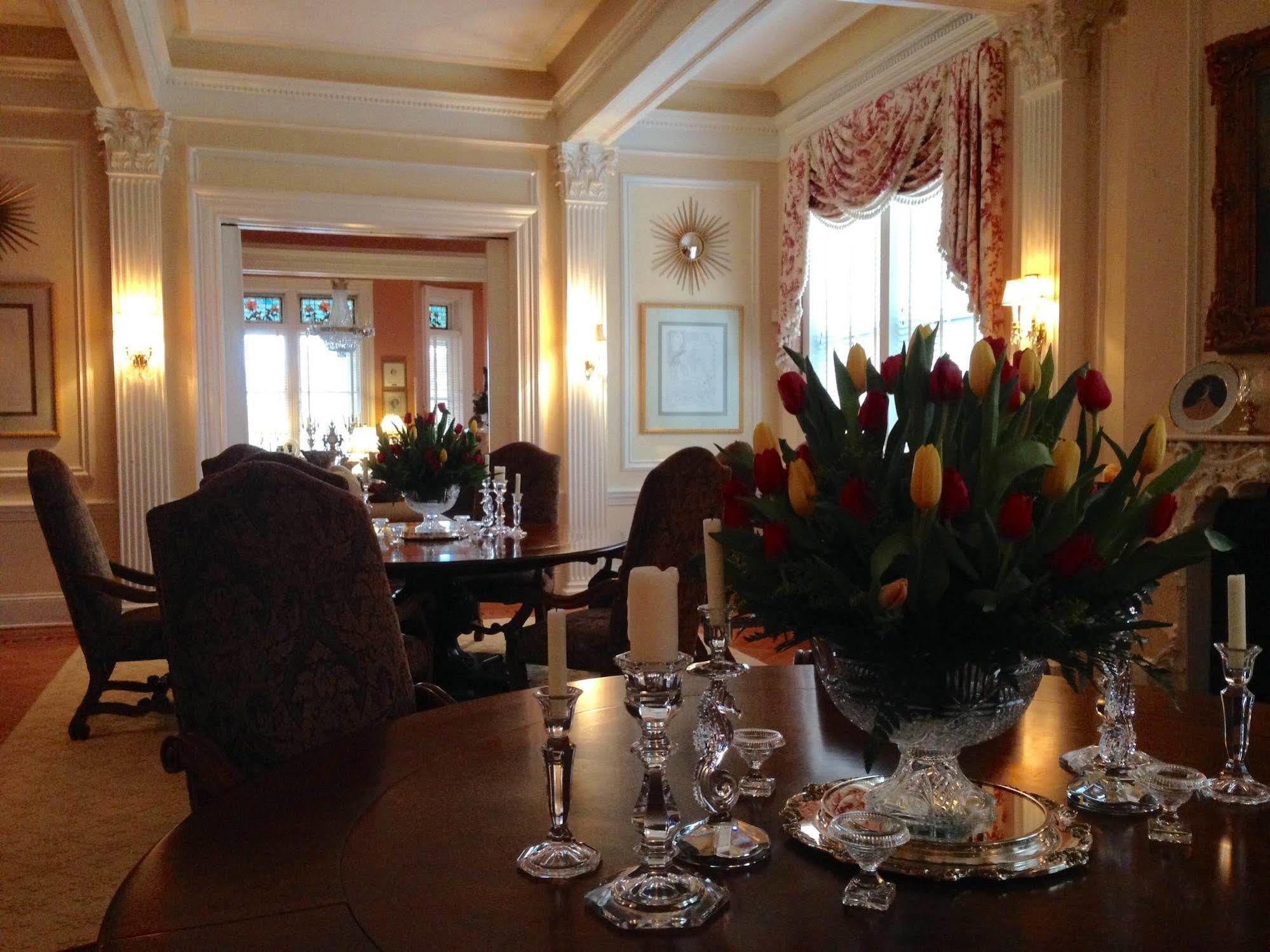 Burke Mansion Bed & Breakfast Macon Eksteriør bilde